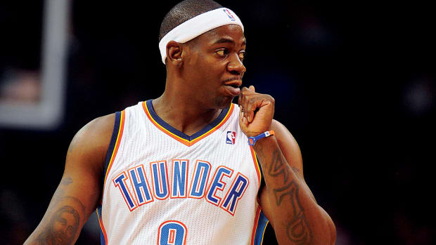 Oklahoma City Thunder forward Ronnie Brewer (8) enters the game in action against the New Orleans Hornets during the second half at Chesapeake Energy Arena.